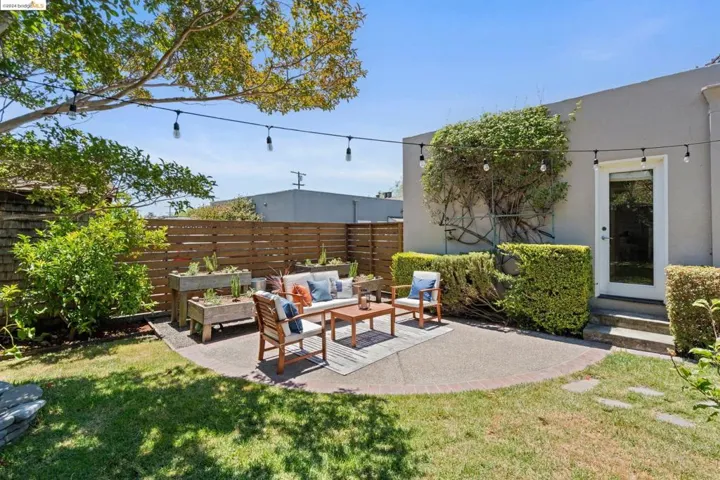 1500 Rose, Berkeley, California 94703