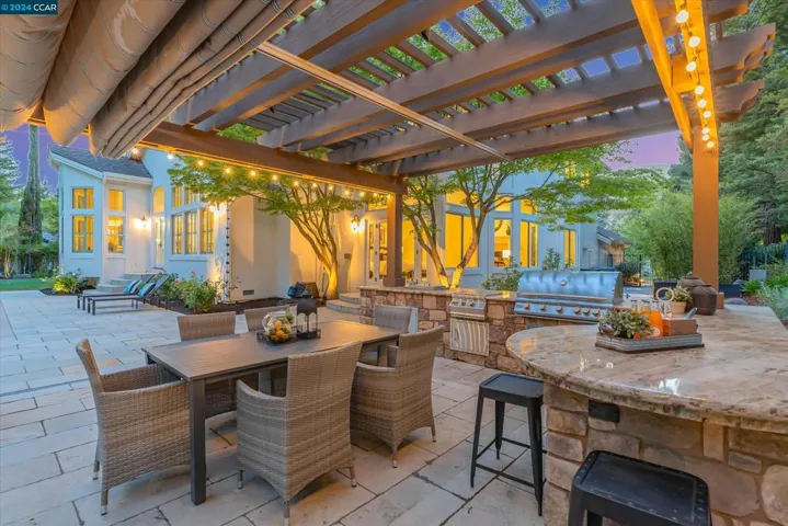 3368 Deer Hollow Dr, Danville, California 94506