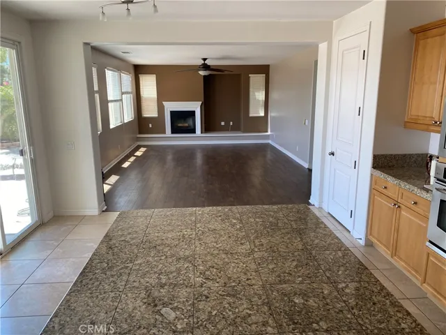 9 Plaza Modena, Lake Elsinore, California 92532