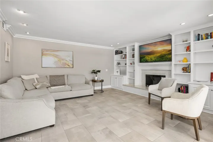 7126 E Mockingbird Way, Anaheim Hills, California 92807