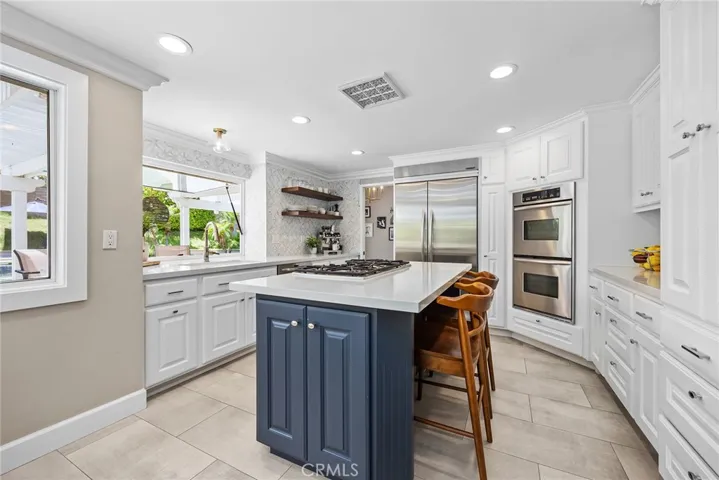 7126 E Mockingbird Way, Anaheim Hills, California 92807