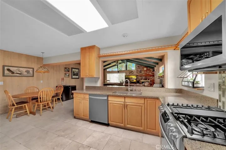 26321 Avenida Deseo, Mission Viejo, California 92691