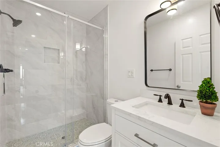 501 Avenue B C, Redondo Beach, California 90277