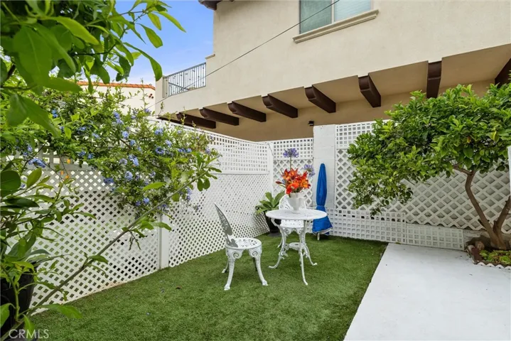 501 Avenue B C, Redondo Beach, California 90277