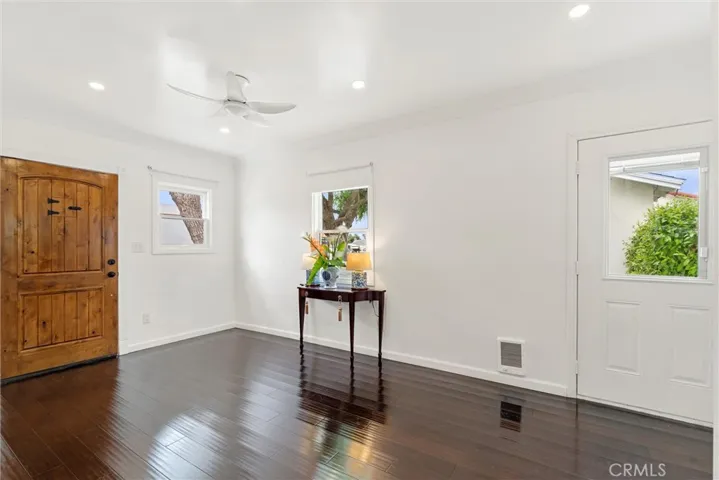 501 Avenue B C, Redondo Beach, California 90277
