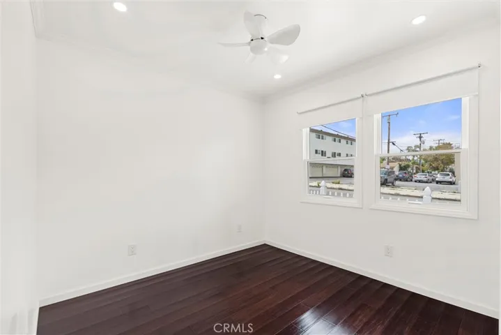 501 Avenue B C, Redondo Beach, California 90277