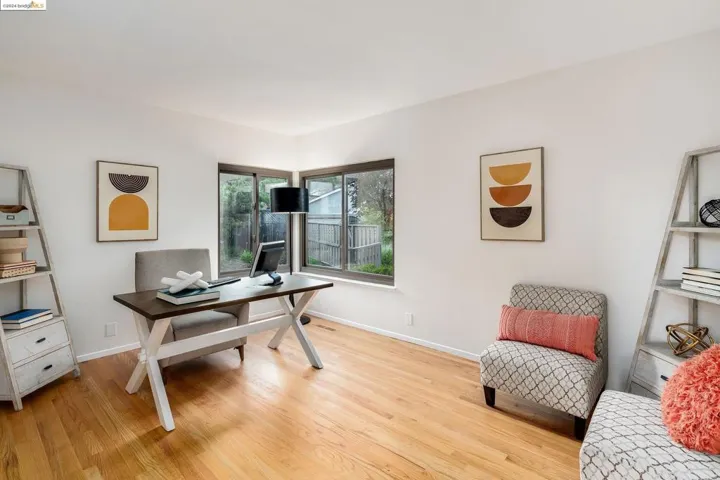 5111 Fairhill Ct, Oakland, California 94605