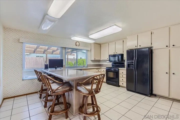 7990 Gaylen Road, San Diego, California 92126