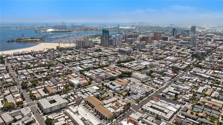 1100 E 4th Street E, Long Beach, California 90802