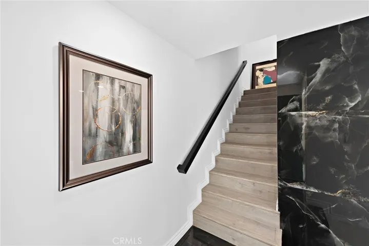 1100 E 4th Street E, Long Beach, California 90802