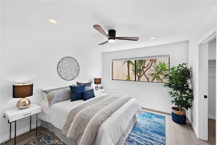 1100 E 4th Street E, Long Beach, California 90802