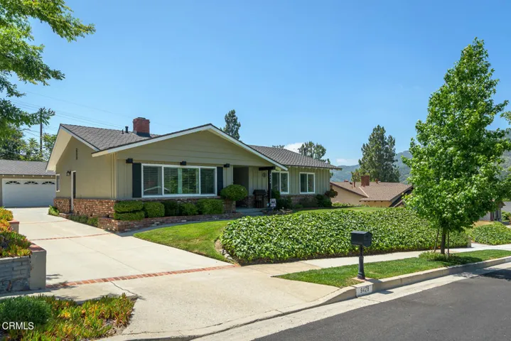 GYP_9426 Cerro Vista Dr_002_MLS