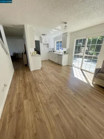 457 Falcon Way, Hercules, California 94547