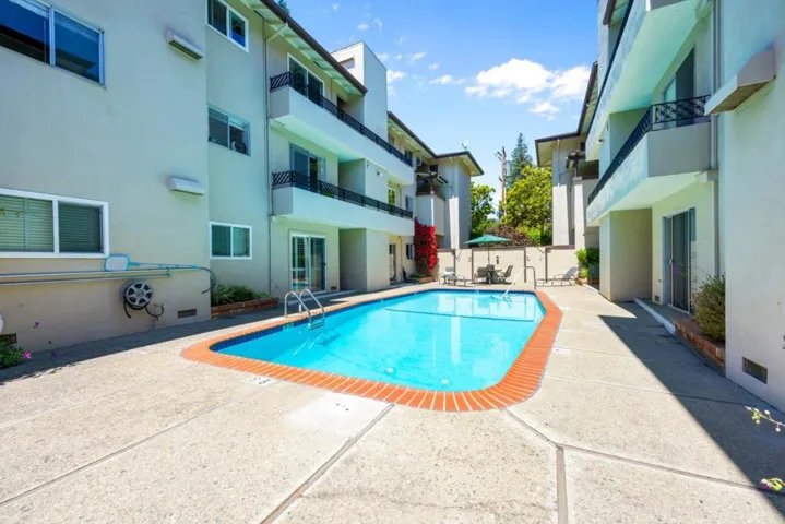 518 Everett Avenue D, Palo Alto, California 94301