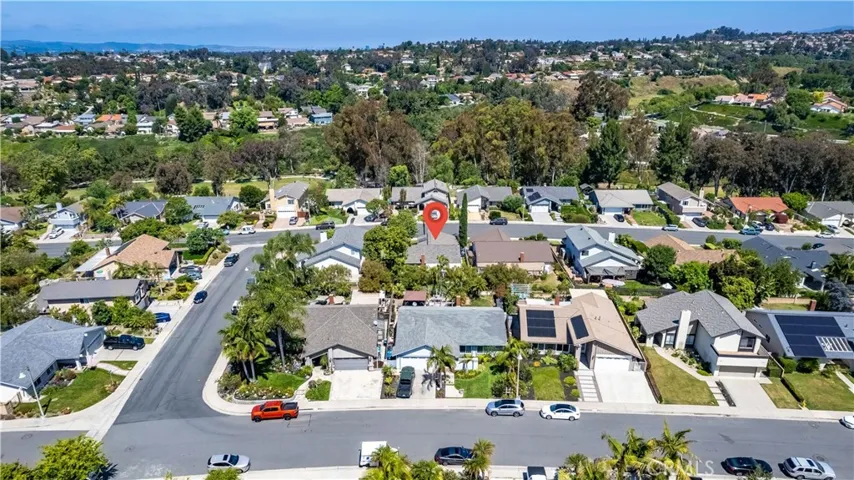 27672 Nopales, Mission Viejo, California 92692