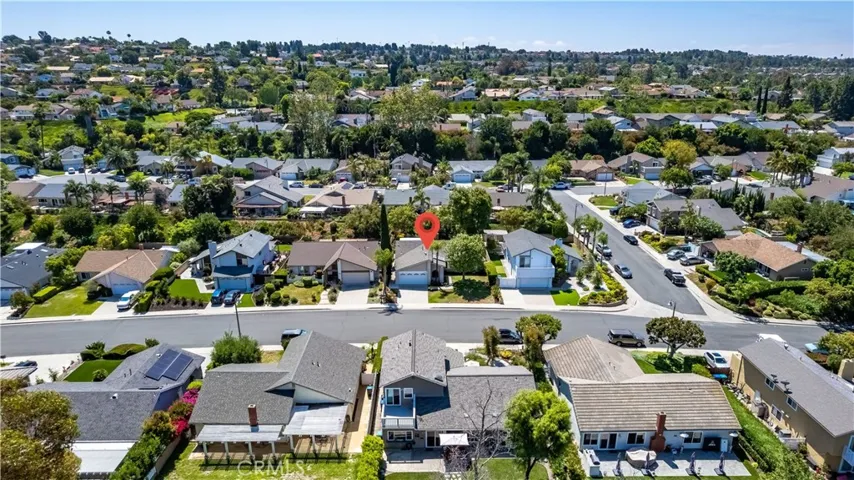 27672 Nopales, Mission Viejo, California 92692