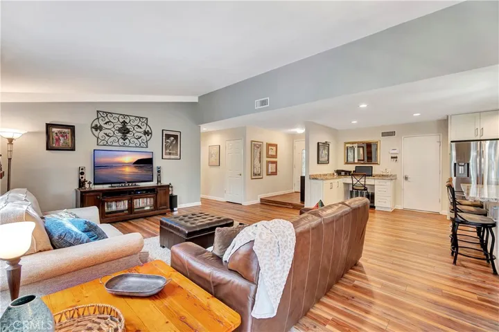 27672 Nopales, Mission Viejo, California 92692