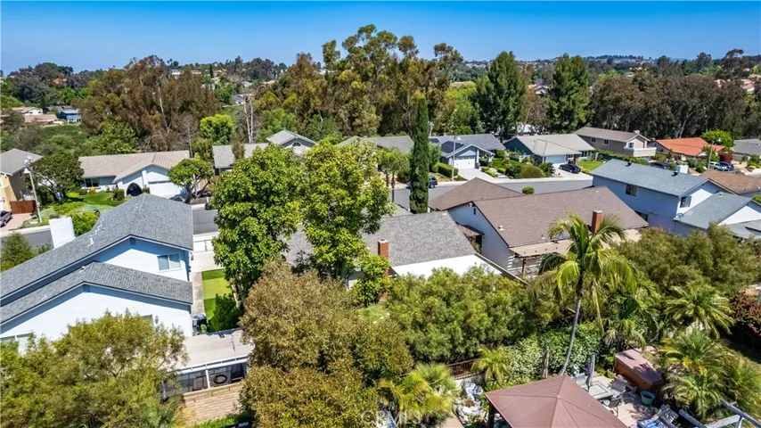 27672 Nopales, Mission Viejo, California 92692
