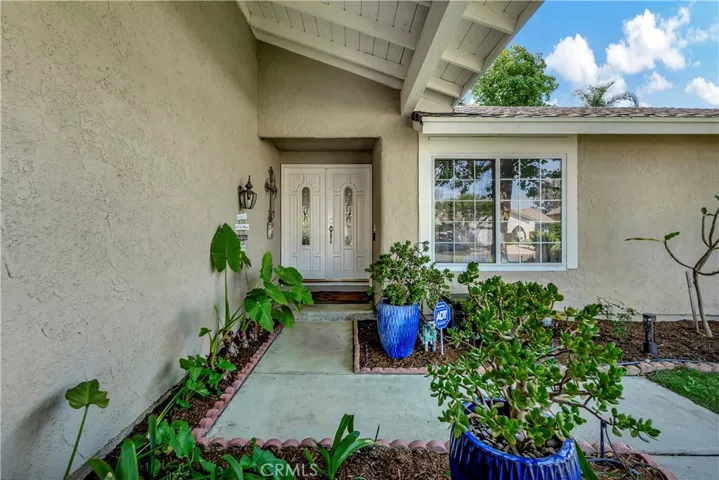 27672 Nopales, Mission Viejo, California 92692