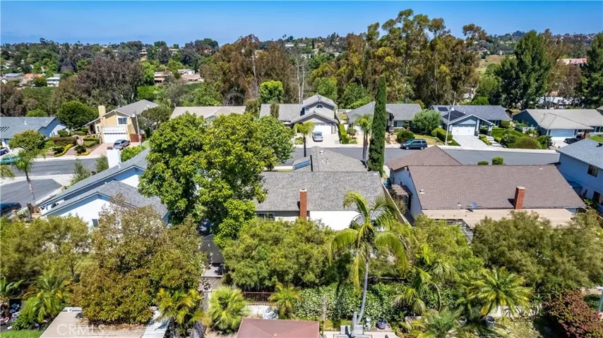 27672 Nopales, Mission Viejo, California 92692