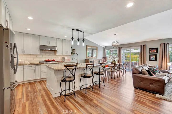 27672 Nopales, Mission Viejo, California 92692