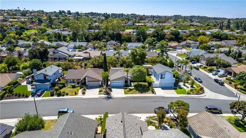 27672 Nopales, Mission Viejo, California 92692