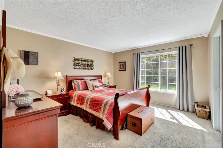 27672 Nopales, Mission Viejo, California 92692