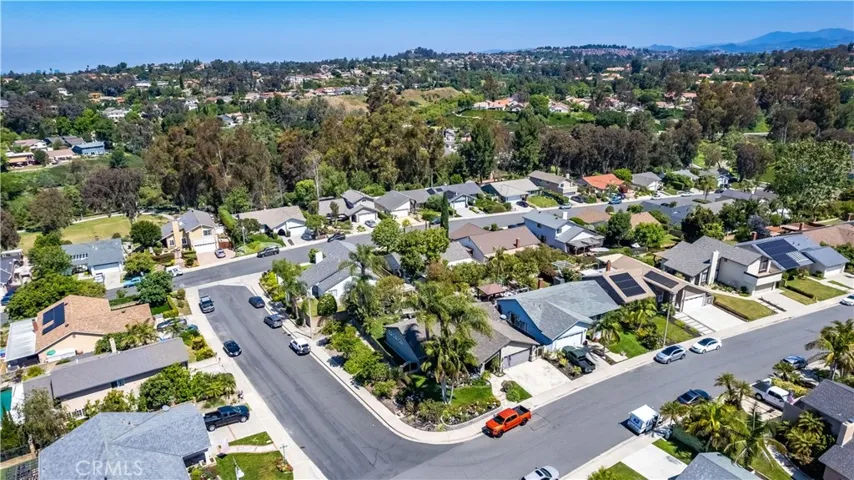 27672 Nopales, Mission Viejo, California 92692