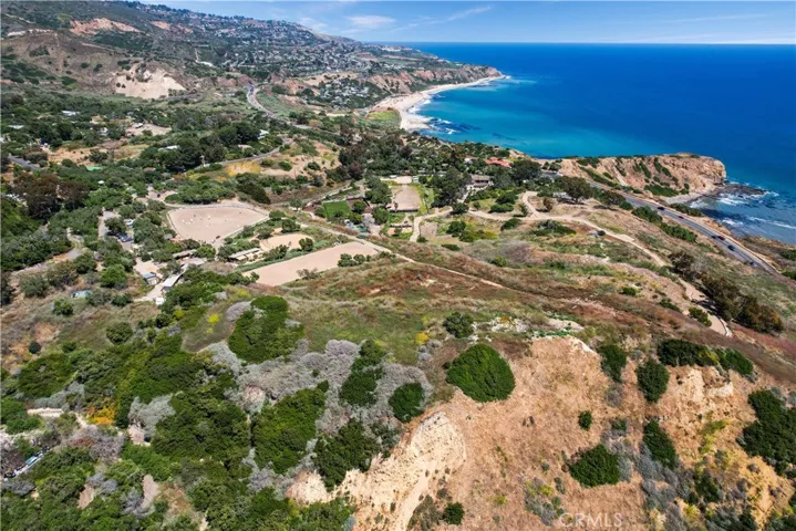 2 W Pomegranate Road, Rancho Palos Verdes, California 90275