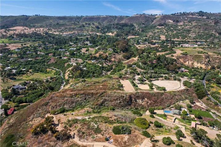 2 W Pomegranate Road, Rancho Palos Verdes, California 90275