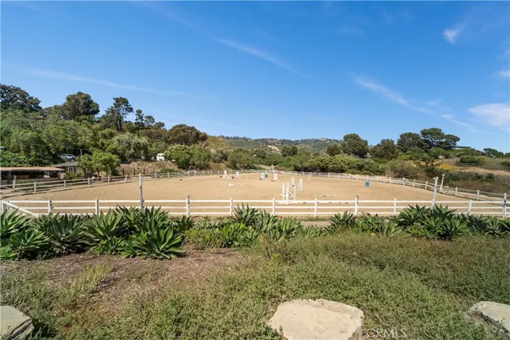 2 W Pomegranate Road, Rancho Palos Verdes, California 90275