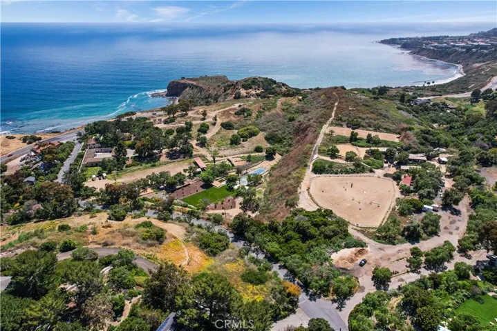 2 W Pomegranate Road, Rancho Palos Verdes, California 90275