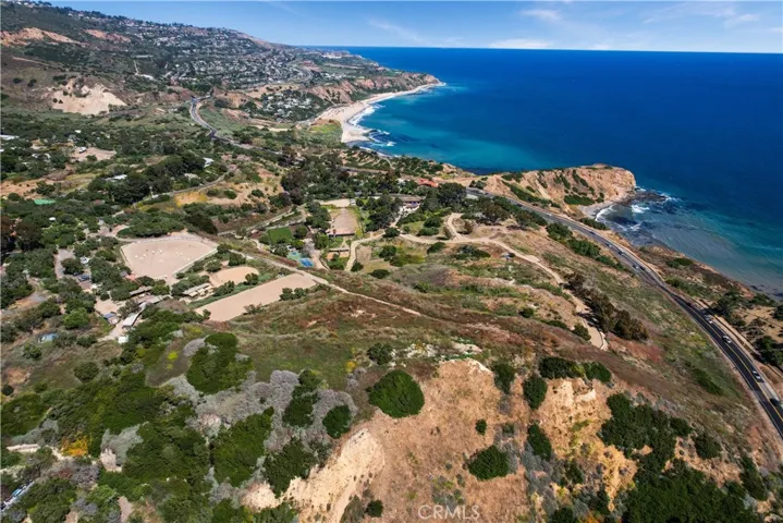2 W Pomegranate Road, Rancho Palos Verdes, California 90275