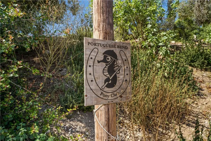 2 W Pomegranate Road, Rancho Palos Verdes, California 90275