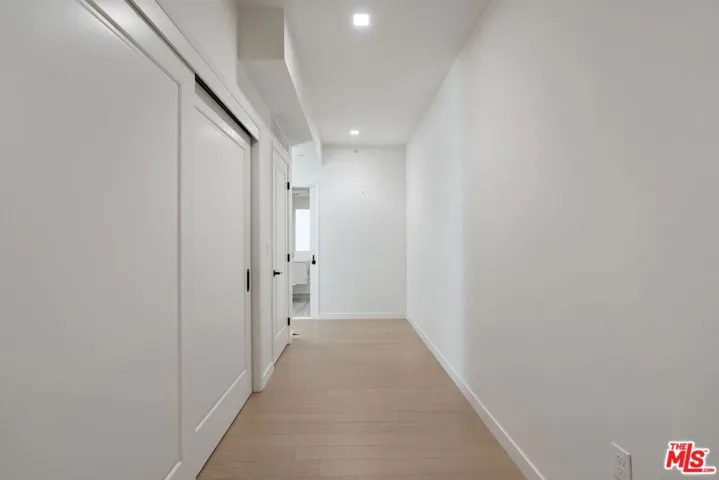 1050 S Grand Avenue 1604, Los Angeles, California 90015
