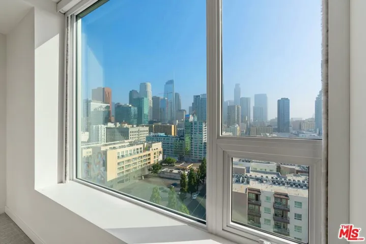 1050 S Grand Avenue 1604, Los Angeles, California 90015