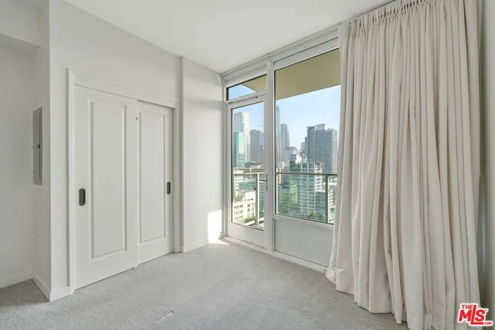 1050 S Grand Avenue 1604, Los Angeles, California 90015