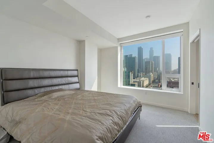 1050 S Grand Avenue 1604, Los Angeles, California 90015