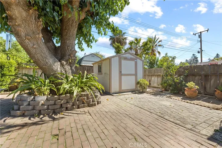 415 E Sandra Avenue, Tulare, California 93274