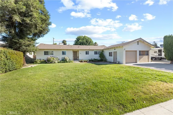 415 E Sandra Avenue, Tulare, California 93274