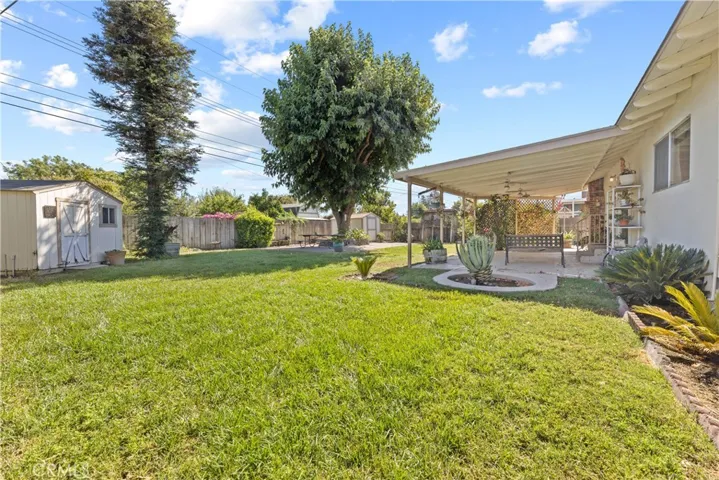 415 E Sandra Avenue, Tulare, California 93274