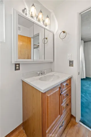 415 E Sandra Avenue, Tulare, California 93274
