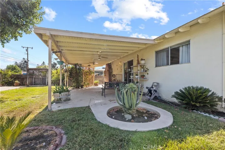 415 E Sandra Avenue, Tulare, California 93274