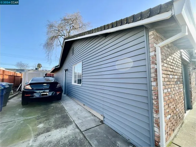 6124 Madison Ave, Carmichael, California 95608
