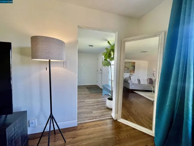 6124 Madison Ave, Carmichael, California 95608