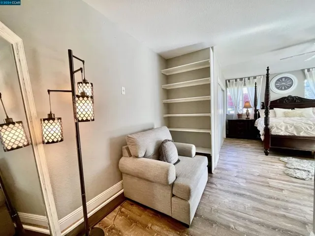 6124 Madison Ave, Carmichael, California 95608