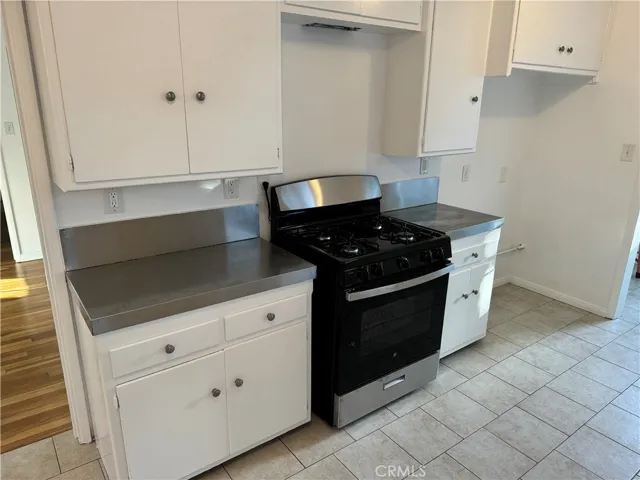 Brand new gas stove