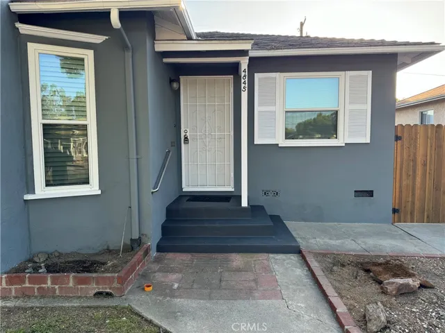4845 Premiere Avenue, Long Beach, California 90808