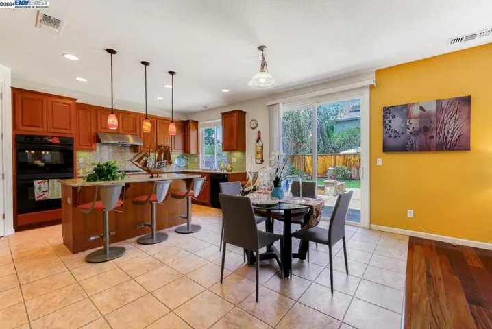 5288 Fern Ridge Cir, Discovery Bay, California 94505