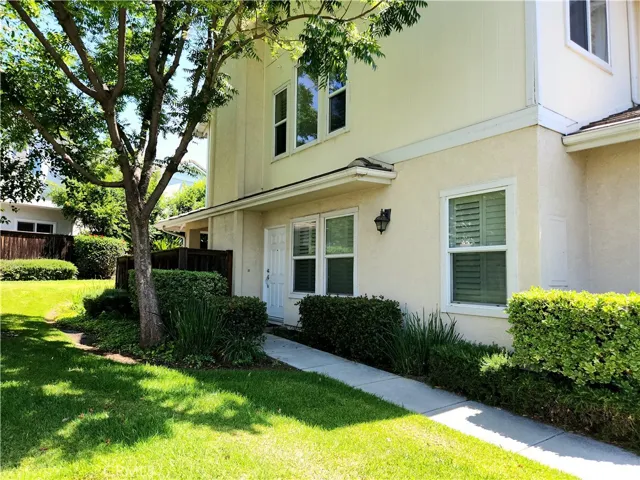 9165 W Rancho Park Circle, Rancho Cucamonga, California 91730